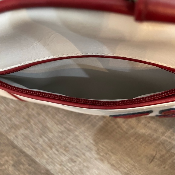 Roots White and Red Shoulder Bag with Striking Design - Picture 7 of 10